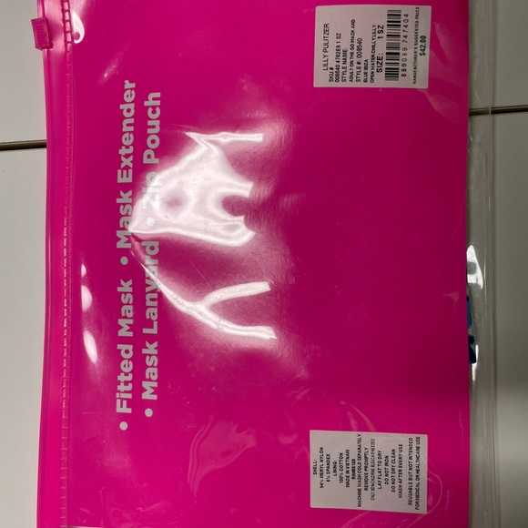 Lilly Pulitzer mask, pouch with mask strap and Lilly plastic piece. - Picture 2 of 2